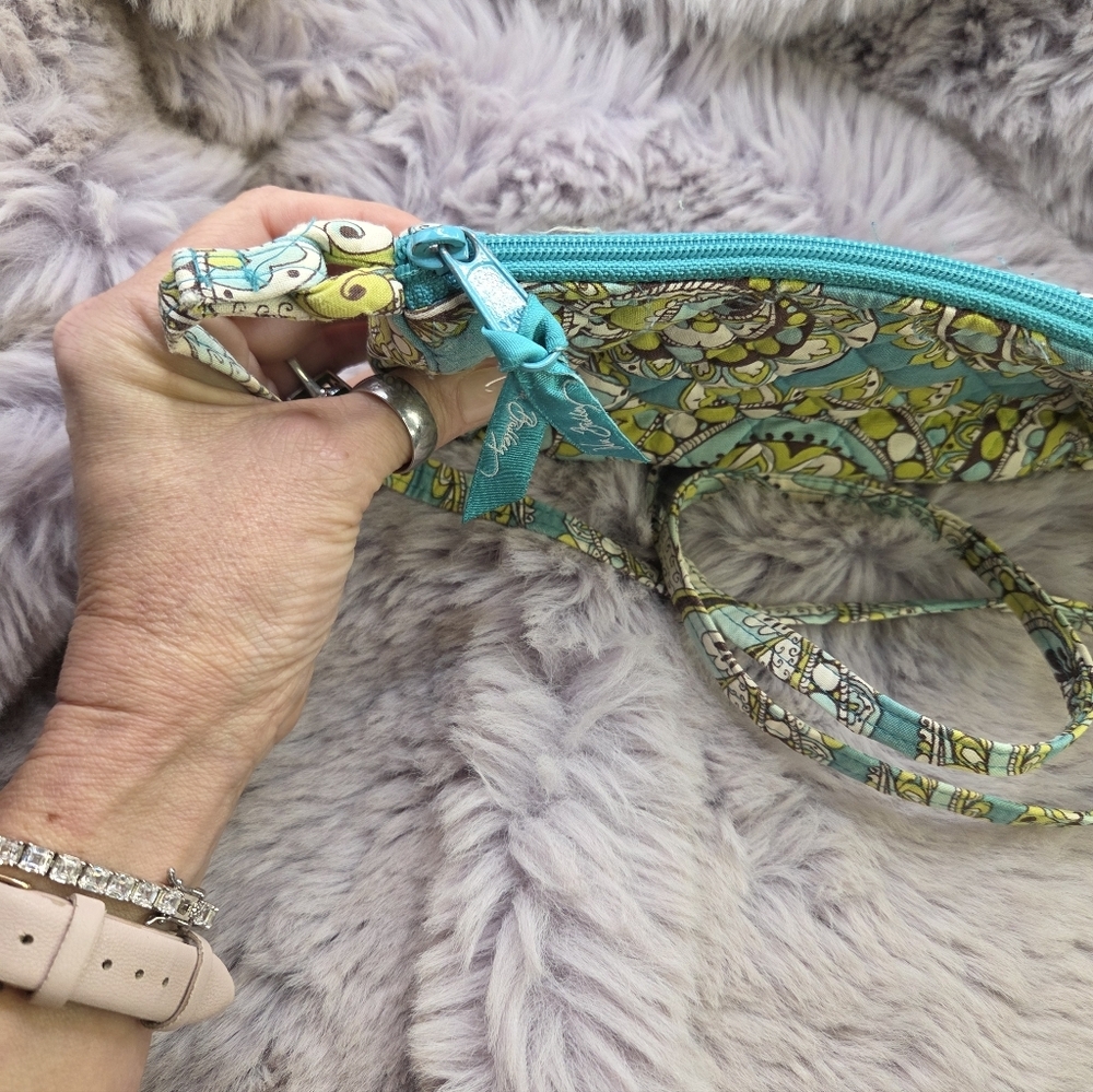 Vera Bradley Peacock Garden Crossbody Teal - Picture 5 of 9